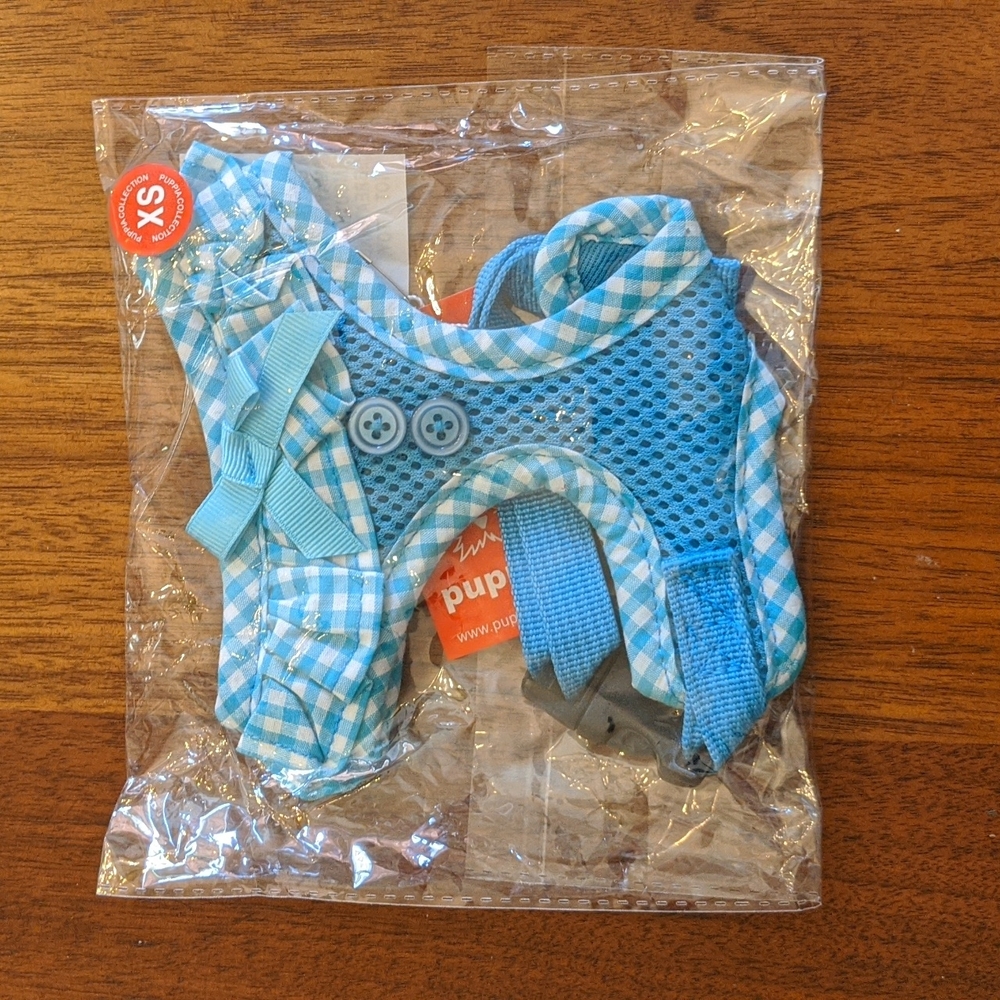 NWT Blue and white Gingham Puppia harness - XS